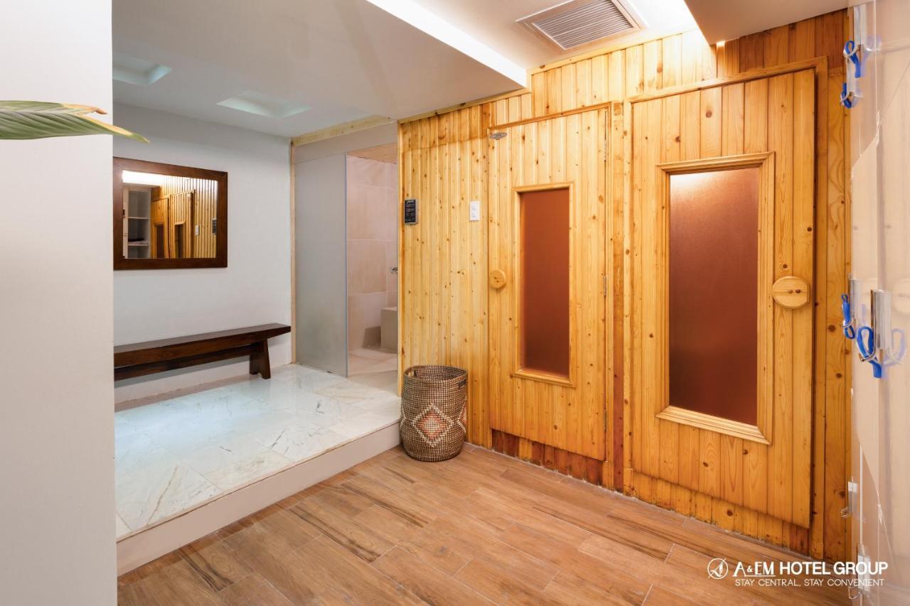 A&Em Signature Hotel Cidade de Ho Chi Minh Exterior foto